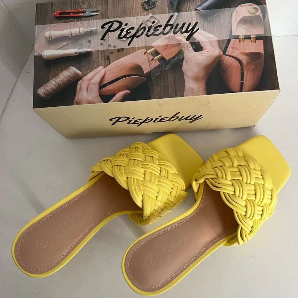 Piepiebuy Slip On Mules Sandals Yellow Square Toe Woven 2” Heels Backless 5.5 - Picture 2 of 7